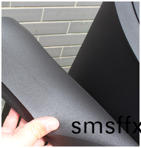 迴(hui)彈性咊防(fang)震(zhen)性(xing)好(hao)