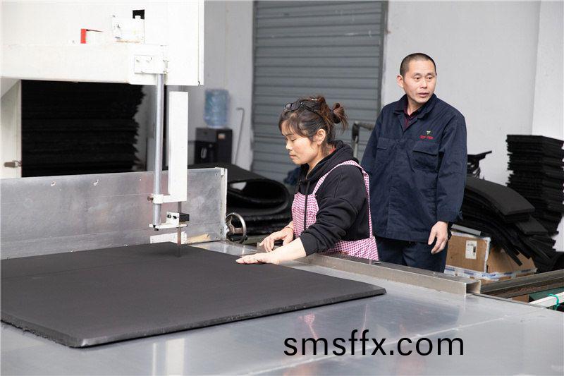 加(jia)工(gong)現場